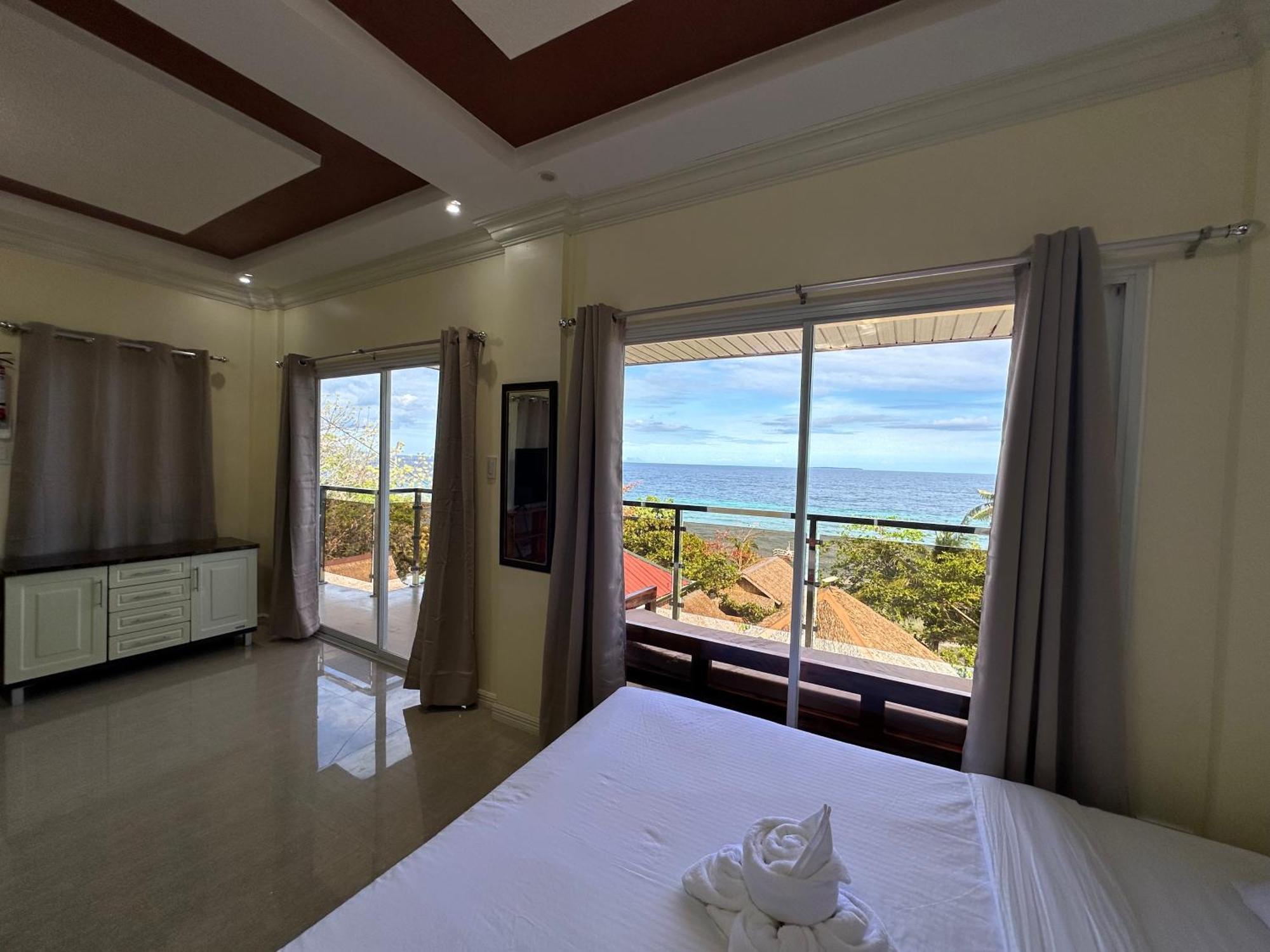 Pearl Panglao,dauis Bikini